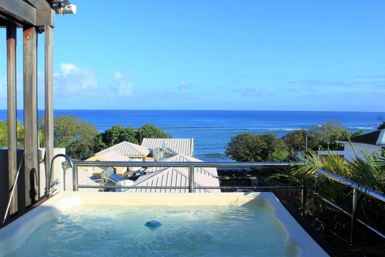 Frangipanier 2 Bedrooms Sea View Penthouse Trou aux Biches Exterior photo